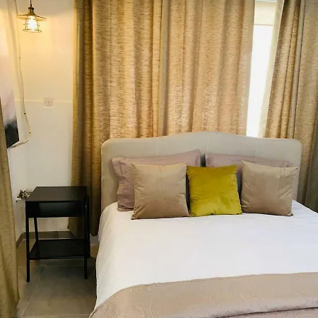 Studio Flat In Sliema Best Location By Homely! Sliema
